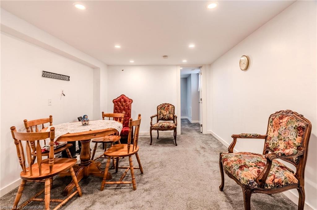 33 Brucedale Avenue E Property Photo 18