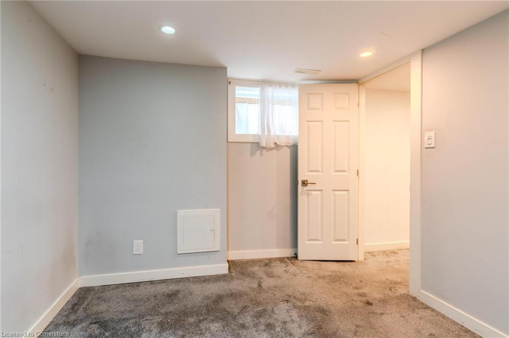 33 Brucedale Avenue E Property Photo 20
