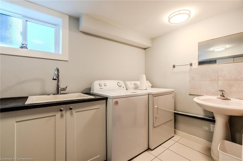 33 Brucedale Avenue E Property Photo 21