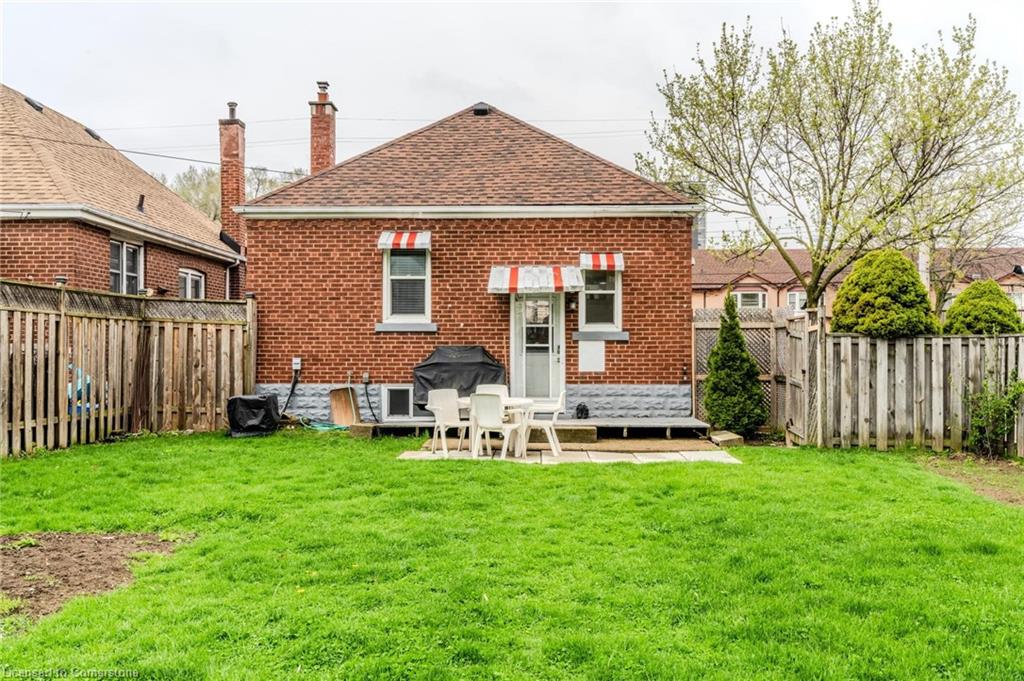 33 Brucedale Avenue E Property Photo 23