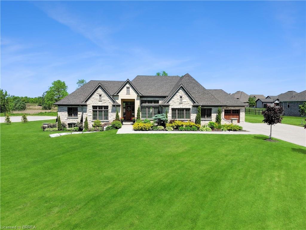 18 Harper Boulevard Property Photo