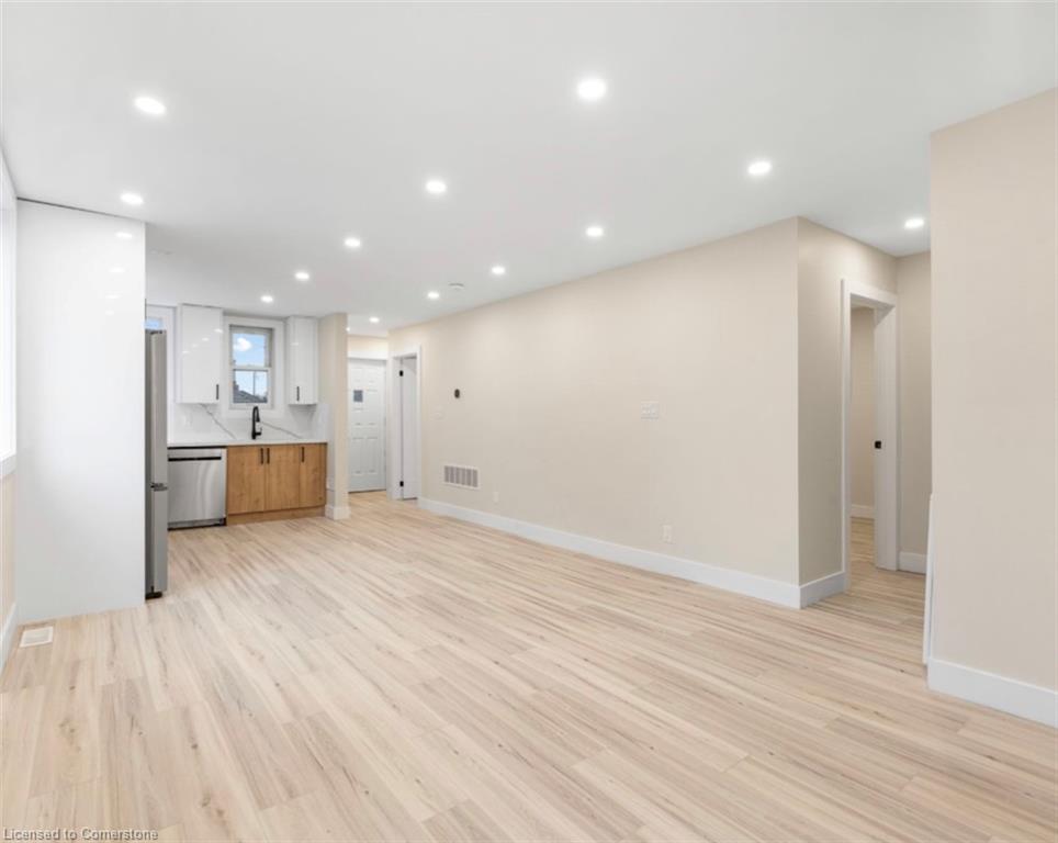 1-264 Thayer Avenue Property Photo 2