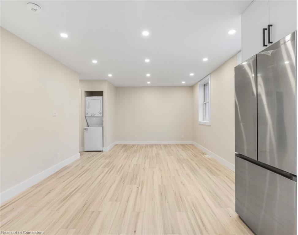 1-264 Thayer Avenue Property Photo 5