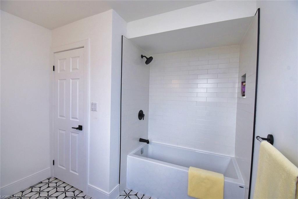 46 Parkmanor Drive Property Photo 38