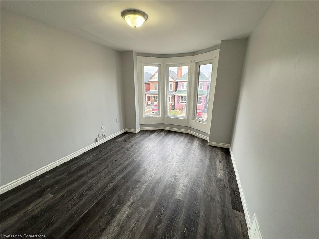 2-18 Barnesdale Avenue N Property Photo 1