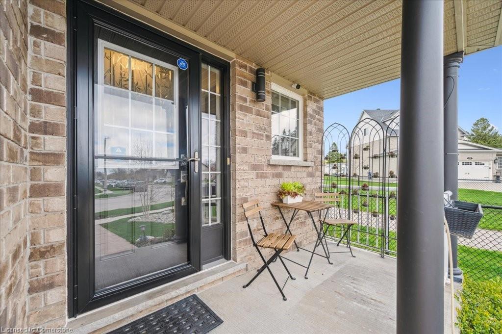 33 Bowen Drive Property Photo 6
