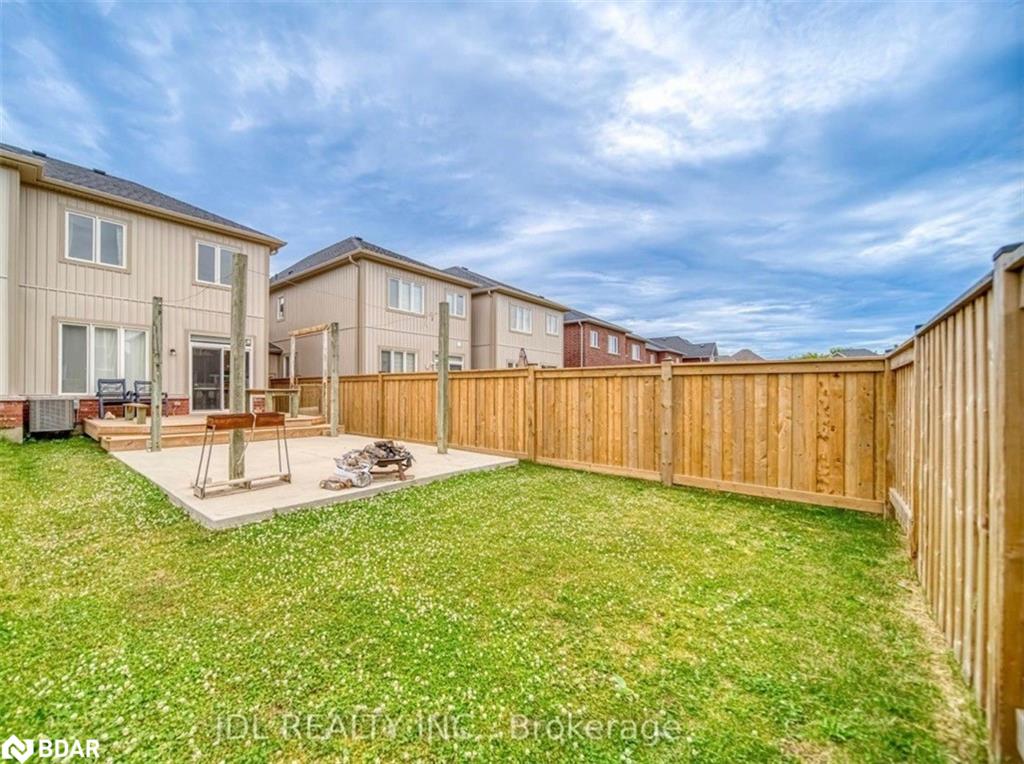 48 Portland Street Property Photo 22