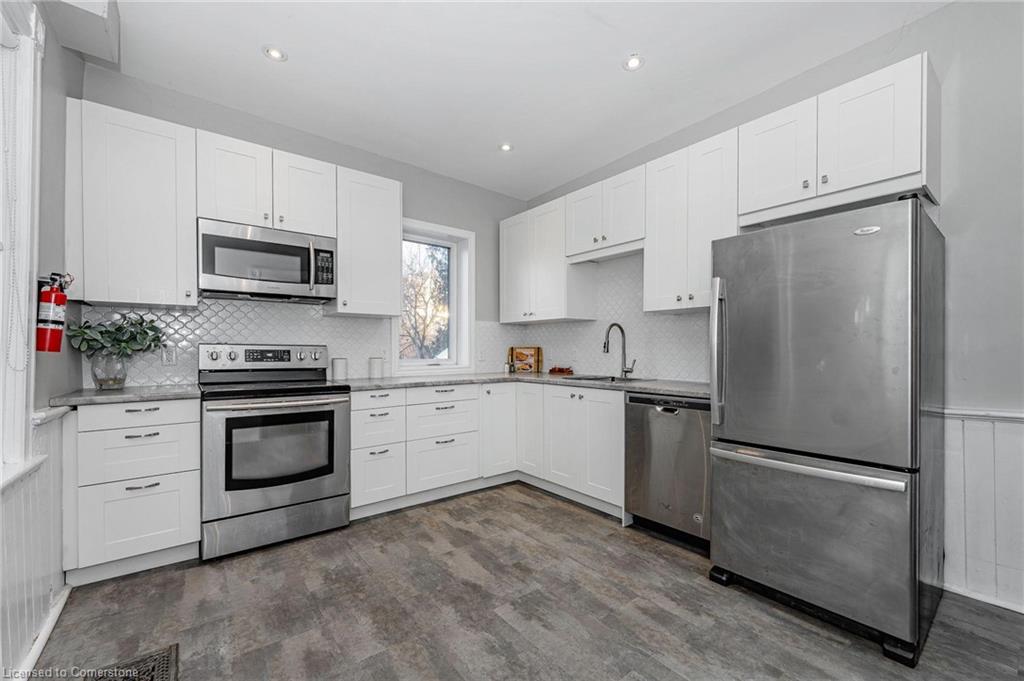 103 Surrey Street E Property Photo 6