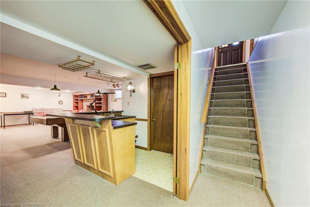 225 Corrie Crescent Property Photo 35
