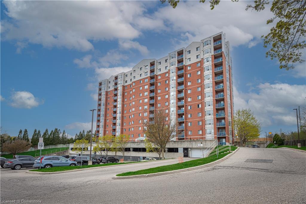 806-30 Chapman Court Property Photo