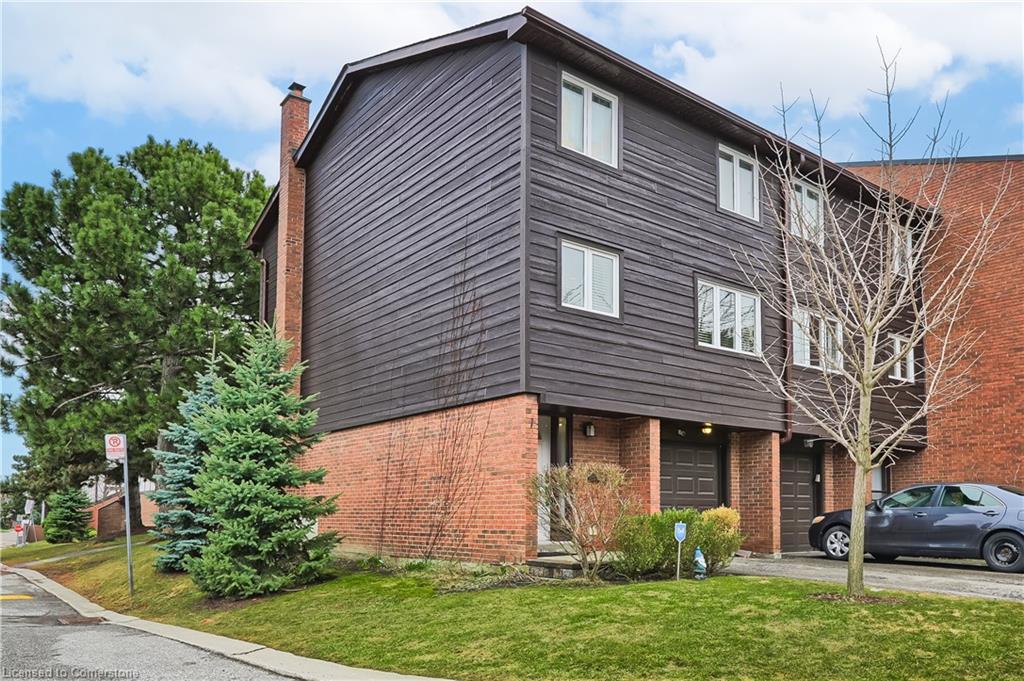 102-1755 Rathburn Road E