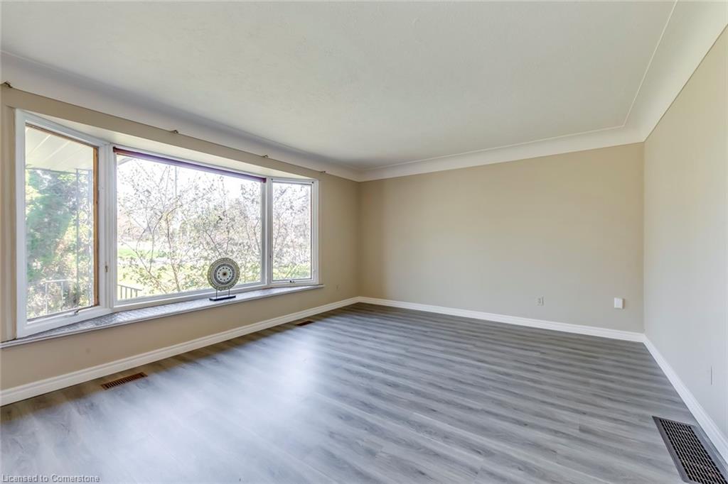 57 Mcdonald Court Property Photo 6