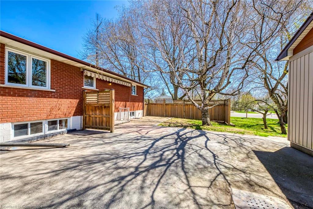 57 Mcdonald Court Property Photo 27