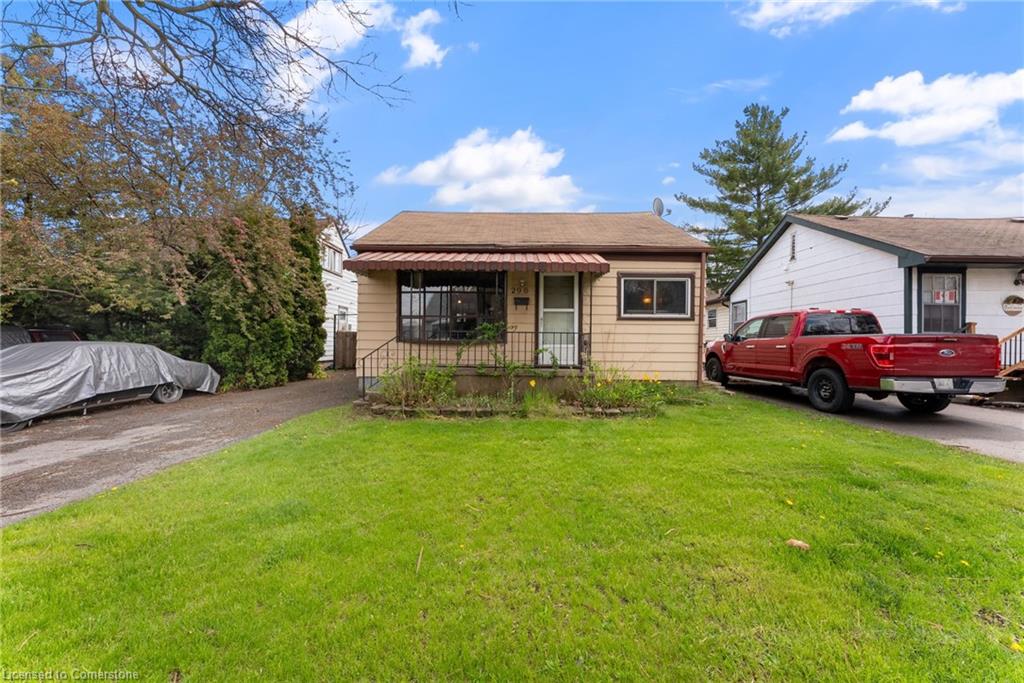 296 Ivon Avenue Property Photo