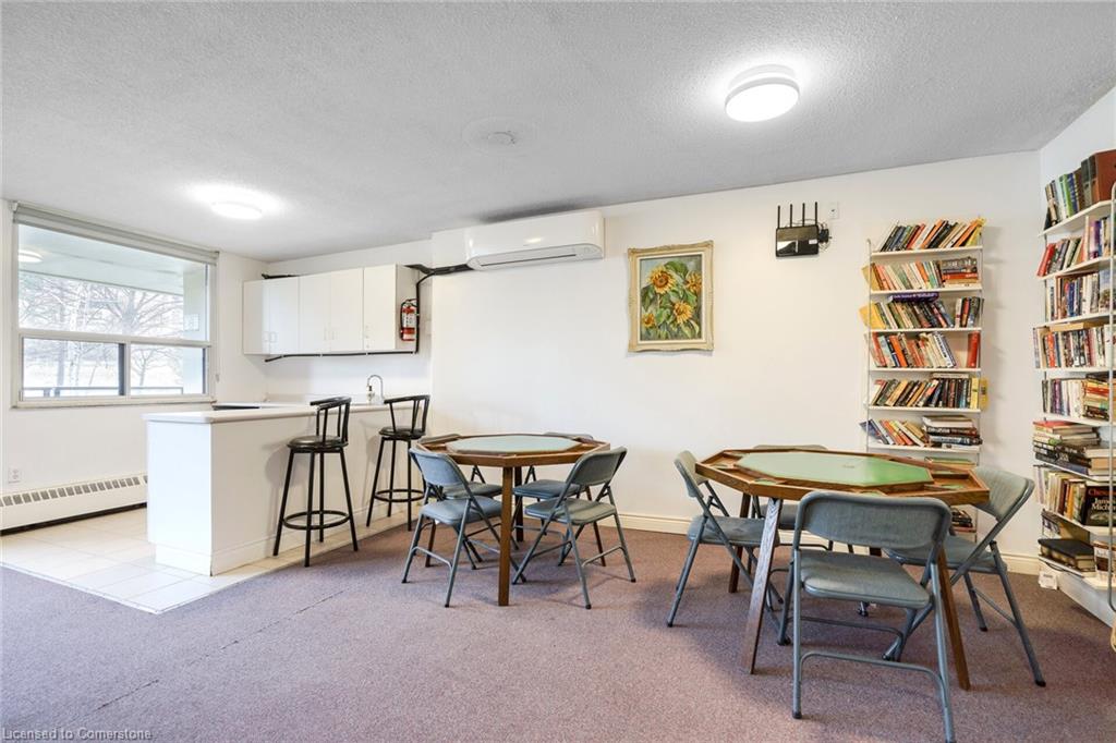 1219-551 The West Mall Road Property Photo 17