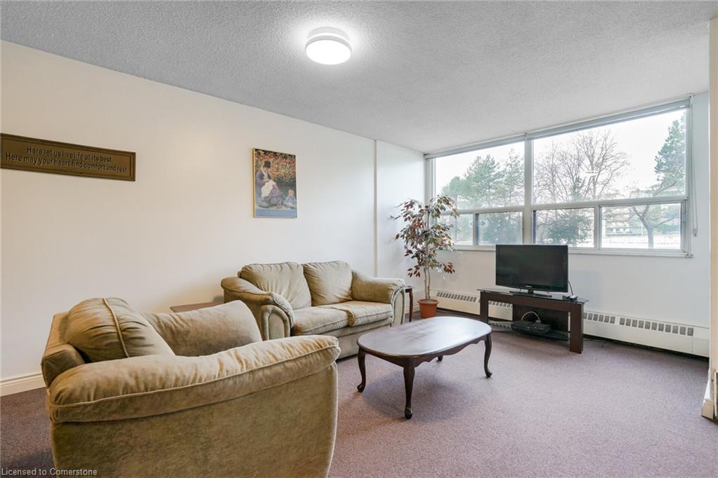 1219-551 The West Mall Road Property Photo 18