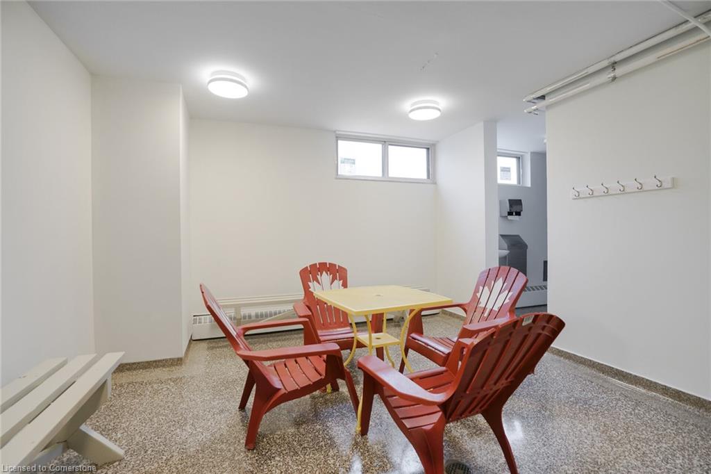 1219-551 The West Mall Road Property Photo 24