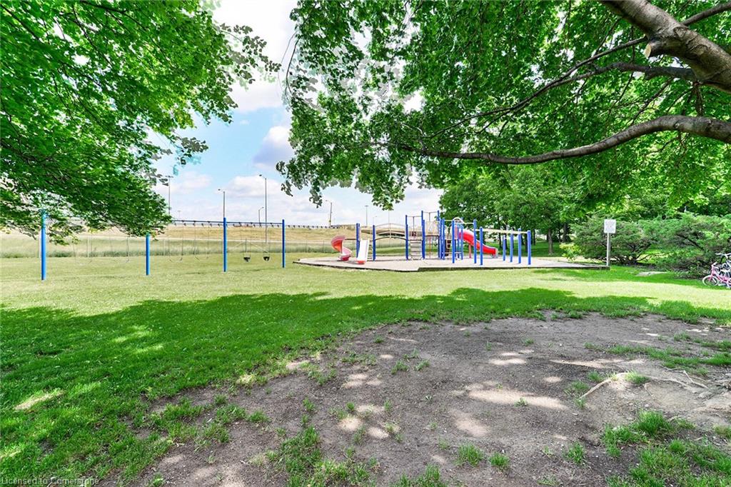 1219-551 The West Mall Road Property Photo 27