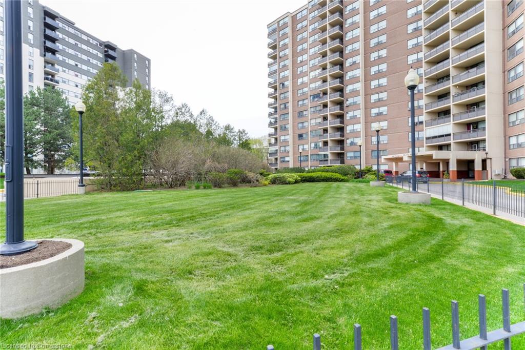 1219-551 The West Mall Road Property Photo 28