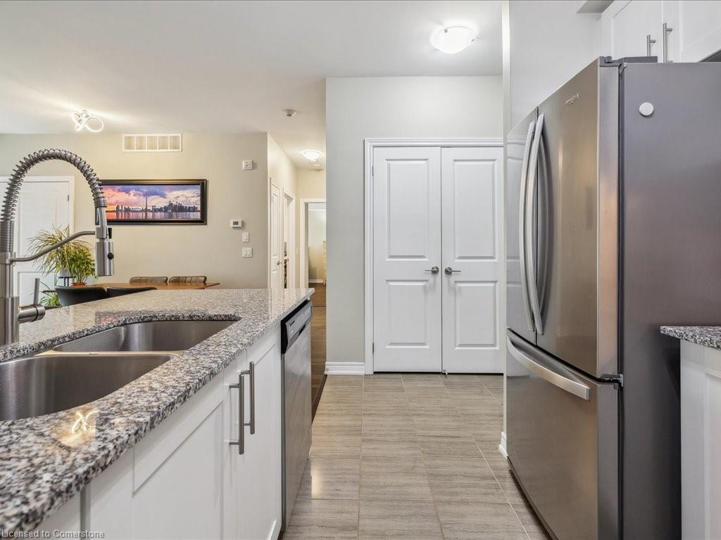 207-2370 Khalsa Gate Property Photo 6