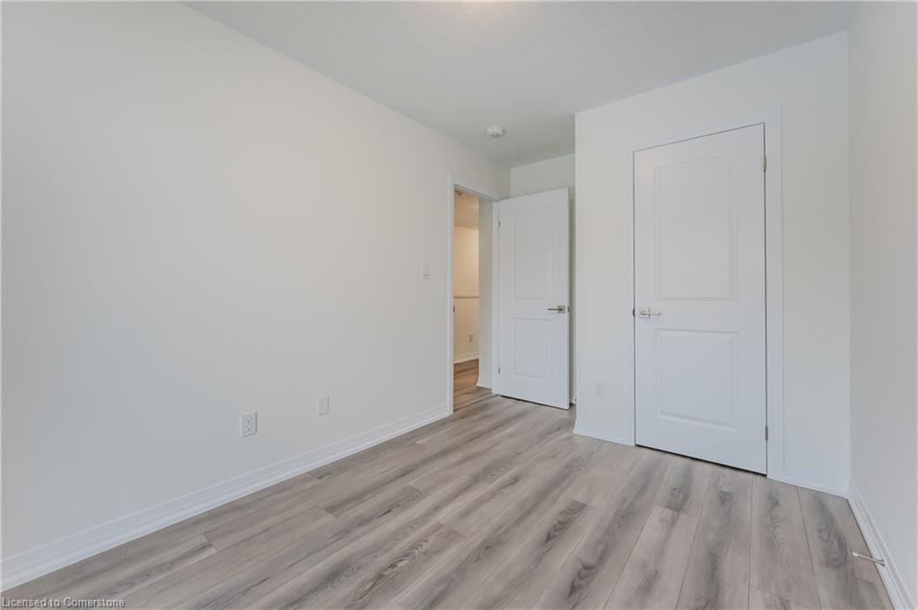I073-17 Urbane Boulevard Property Photo 21