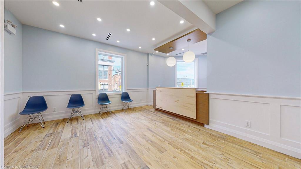 541 Queen Street E Property Photo 8