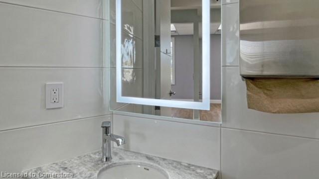 541 Queen Street E Property Photo 19