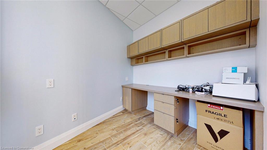541 Queen Street E Property Photo 22