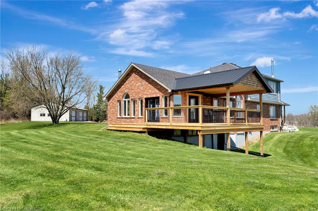 70 Governors Road E Property Photo 1