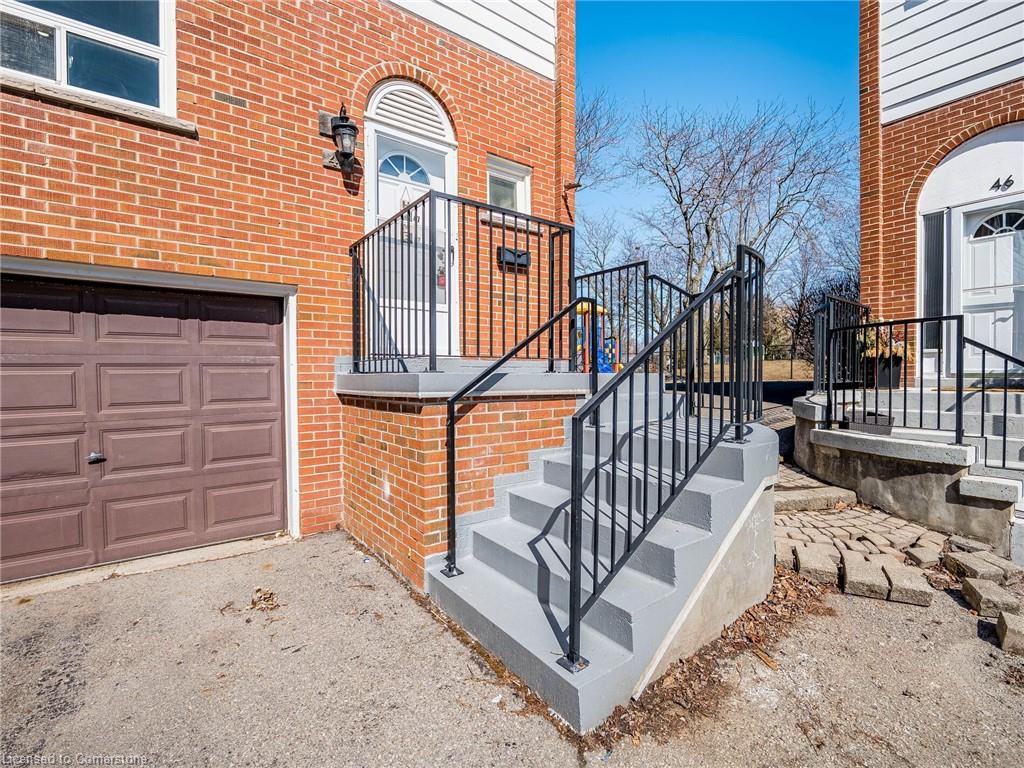 47-2445 Homelands Drive Property Photo