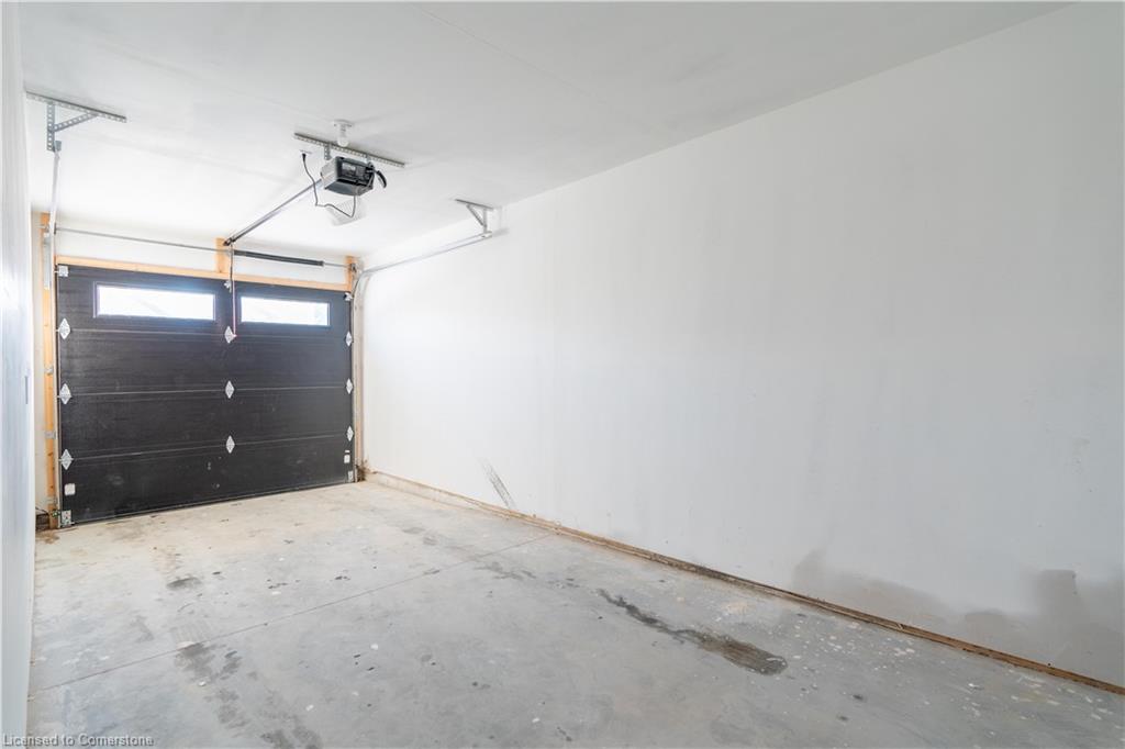 5.5 South Court Street W Property Photo 27