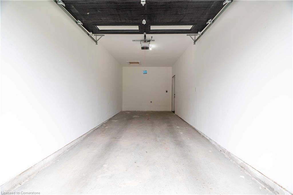 5.5 South Court Street W Property Photo 28
