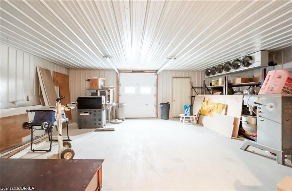 1048 Highway 59 Highway Property Photo 31