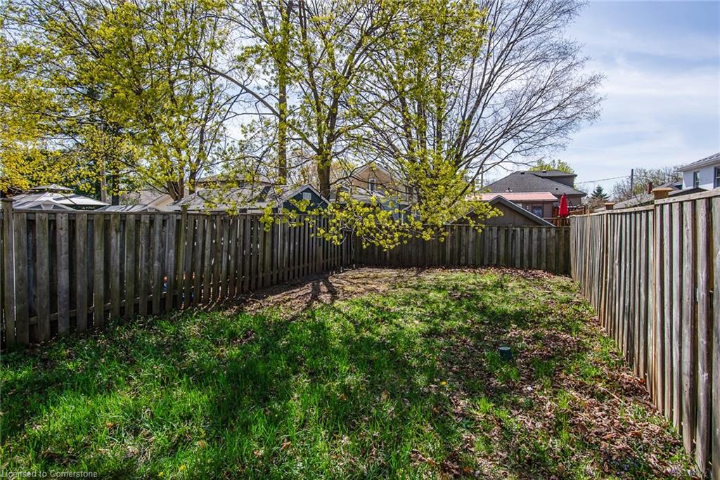 76 Bond Street Property Photo 8