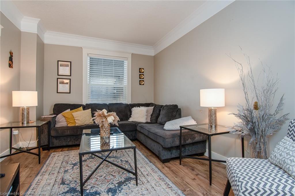 76 Bond Street Property Photo 12