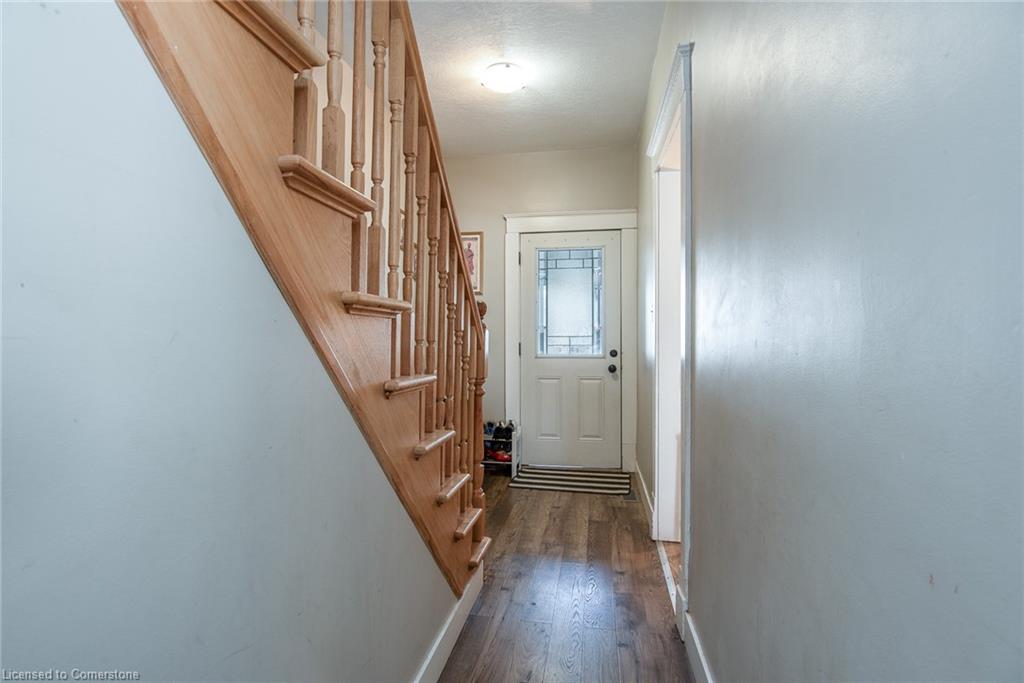 76 Bond Street Property Photo 18