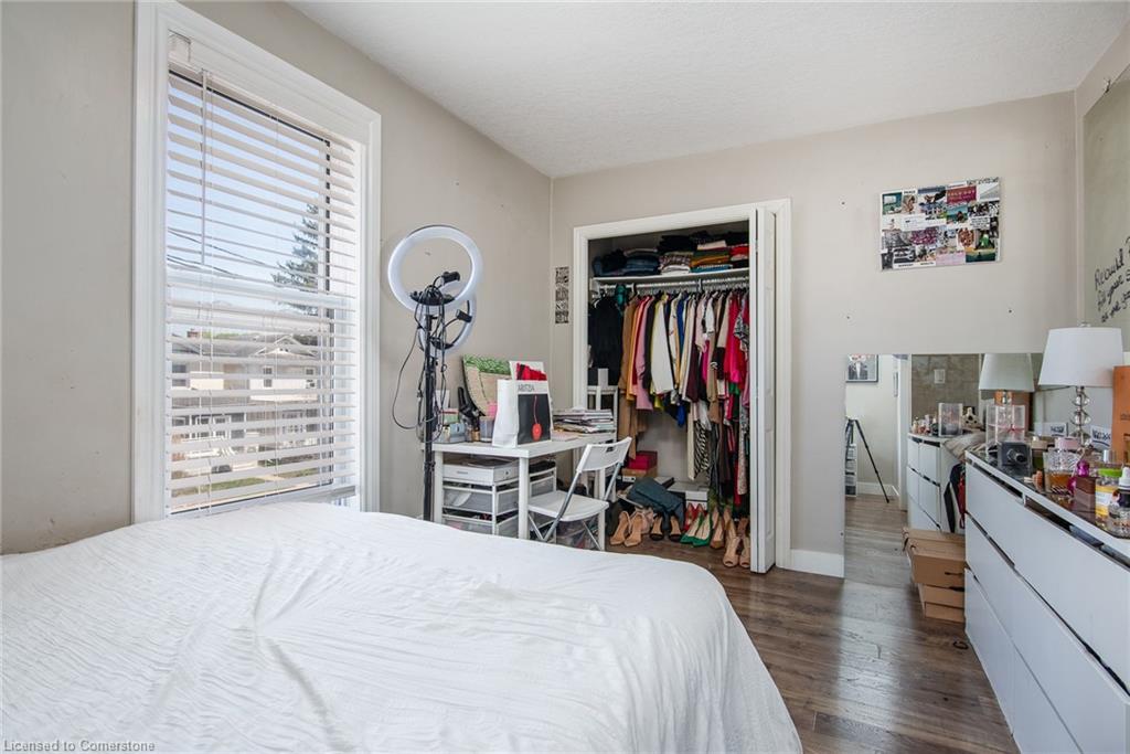 76 Bond Street Property Photo 33