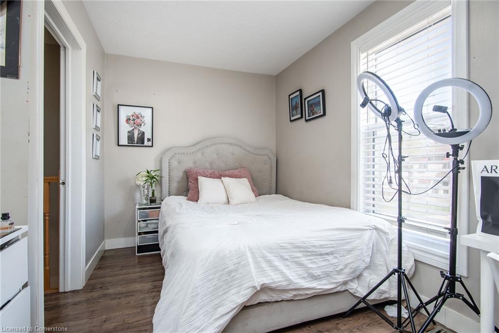 76 Bond Street Property Photo 34