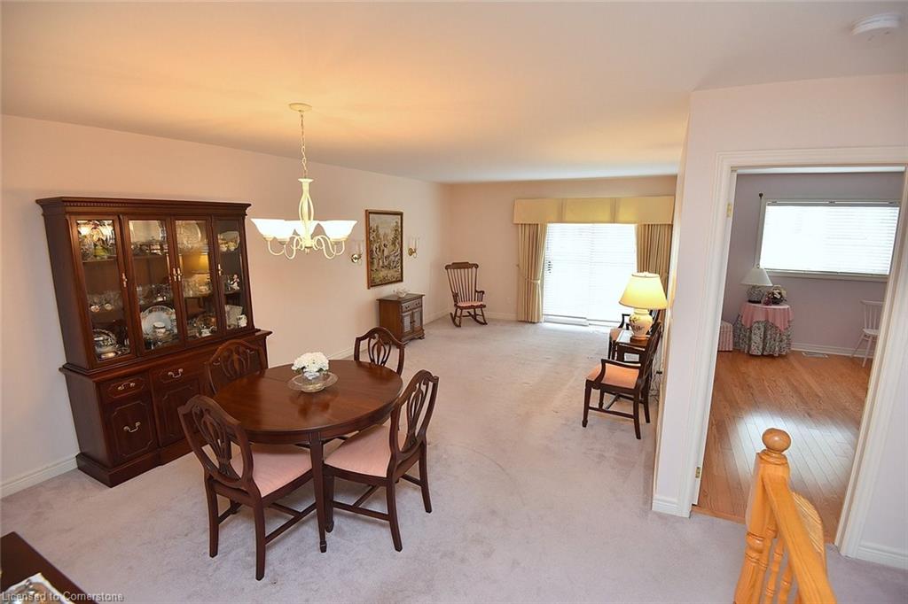 26-47 Main Street N Property Photo 11