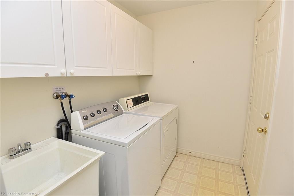 26-47 Main Street N Property Photo 18