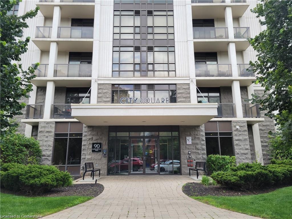 208-90 Charlton Avenue W Property Photo 1