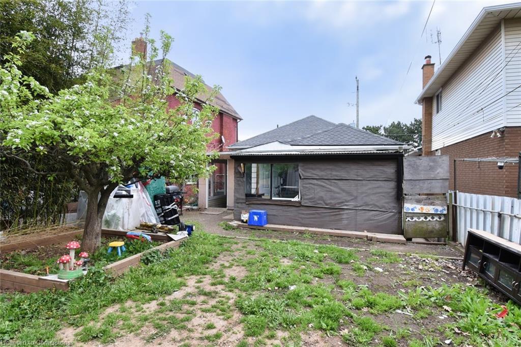 111 Mary Street Property Photo 30
