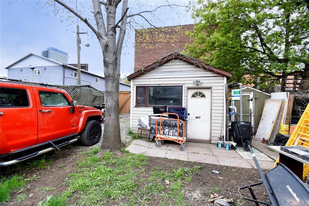 111 Mary Street Property Photo 32