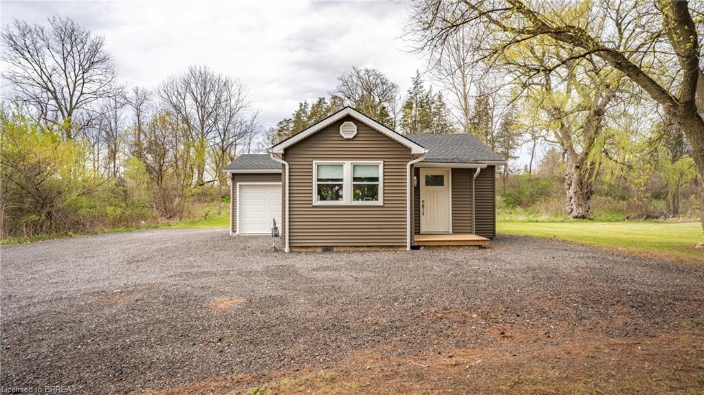 1639 Vittoria Road Property Photo 3