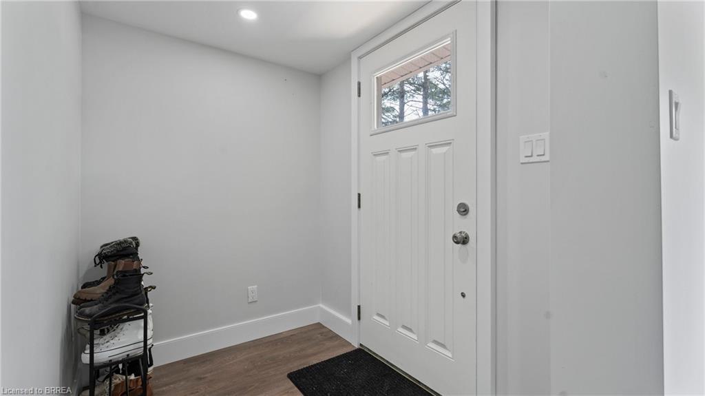 1639 Vittoria Road Property Photo 10