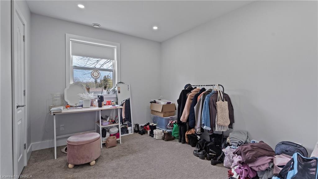 1639 Vittoria Road Property Photo 14