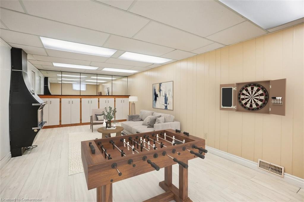 343 Weir Street N Property Photo 15