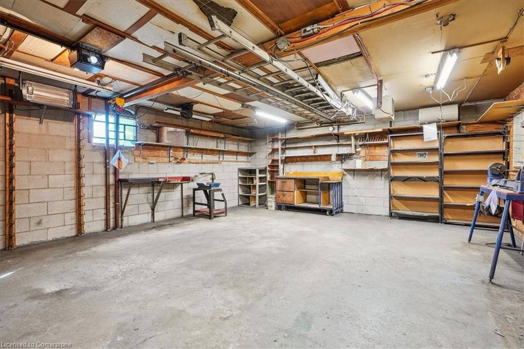 343 Weir Street N Property Photo 24