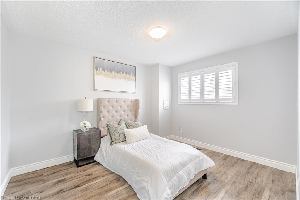 34 Chipmunk Crescent Property Photo 26