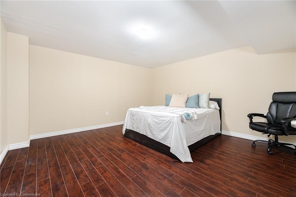 34 Chipmunk Crescent Property Photo 32